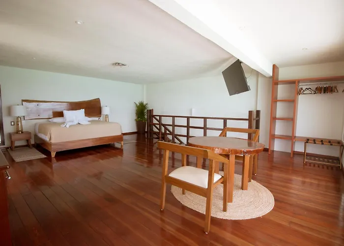 Cuxos Hotel Beachfront